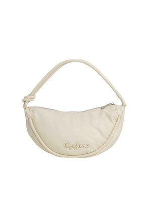 Borsa a spalla in finta pelle color crema con forma curva, tracolla annodata, chiusura zip e logo in rilievo sulla parte anteriore.