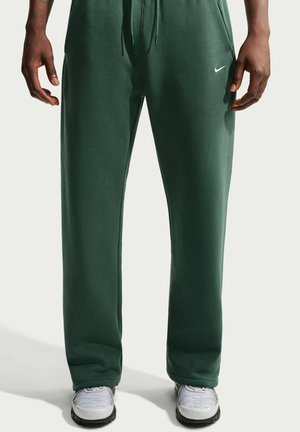 Nike Sportswear, M NK SOLO BB BUNGEE PNT CNCEPT - Долнище на анцуг - camo green sail