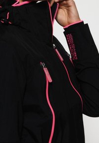 Superdry & Co Allvädersjacka - black