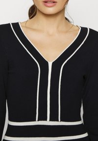 Anna Field Petite Vestido de malha - black