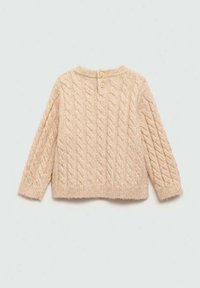 Beige pletený svetr s kabelovými vzory, kulatým výstřihem a třemi knoflíky na zadní straně. Měkká textura, volný střih a dlouhé rukávy.