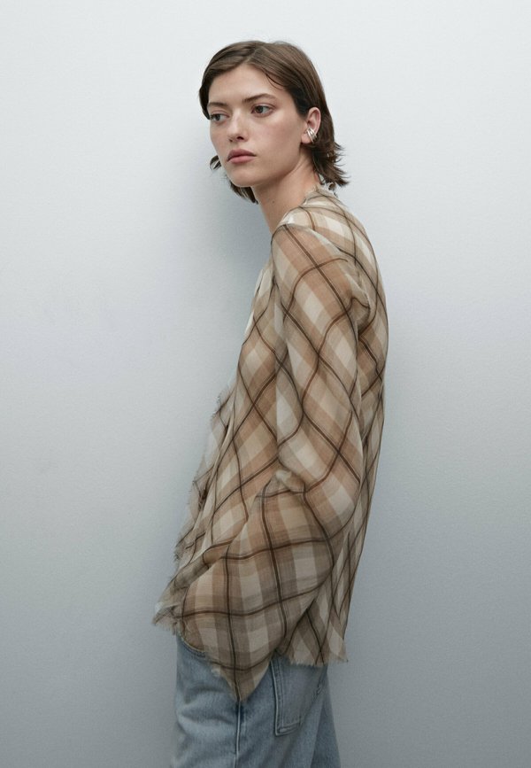 CHECK WITH FRAYED TRIMS  - Button-down blouse3