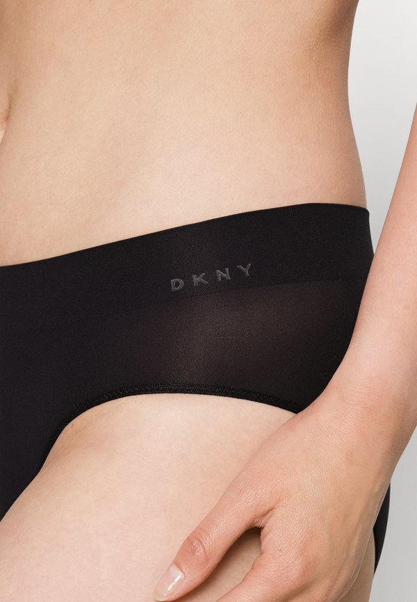 SEAMLESS LITEWEAR - Briefs3