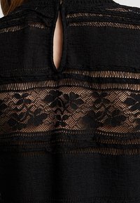 Vero Moda Petite Camicetta - black