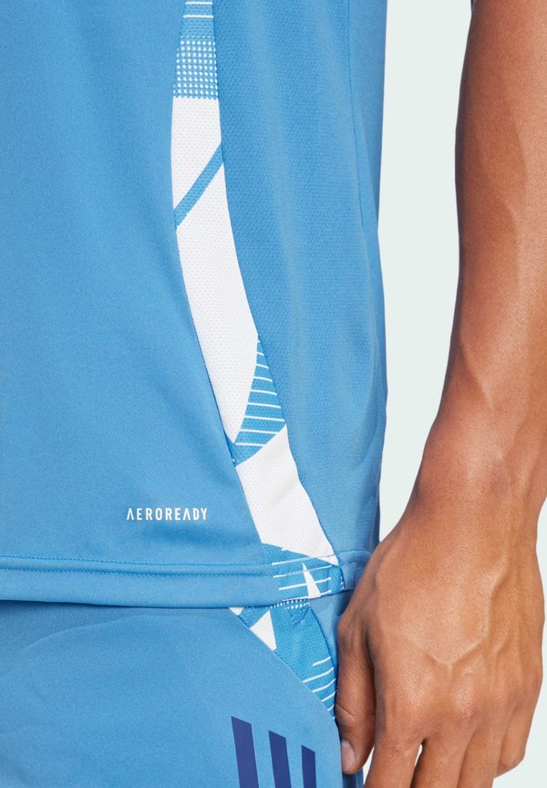 FRANCE PERFORMANCE - National team wear3