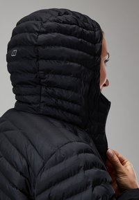 Berghaus Vinterkappa /-rock - black