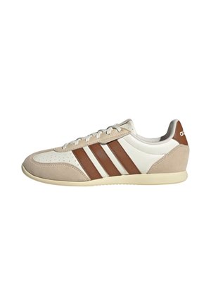 adidas Sportswear, ADIDAS BARREDA LO SNEAKERS KLASSISCH SCHNÜRER - Trainers - cremeweiß