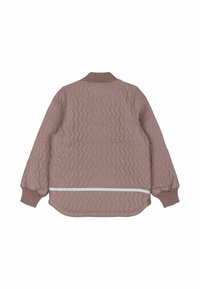Quiltet brun jakke med ribbet krave og manchetter. Har et zigzag-mønster og en lys blå accentstribe langs den nederste kant.