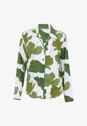 Overhemd met knopen, voorzien van een witte achtergrond met grote groene bladerenpatronen, gemaakt van zachte stof, met een kraag en lange mouwen.