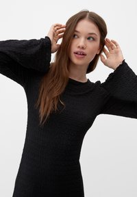 QS MIT CRINKLE-STRUKTUR - Sukienka letnia