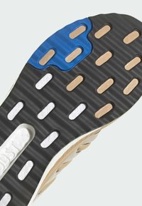 adidas Sportswear PHASE - Trainers - beige magic beige bright royal