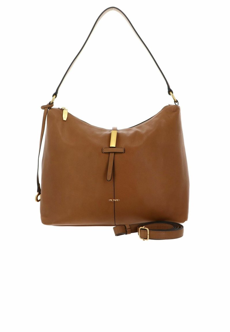 Sac à bandoulière en cuir marron avec une forme incurvée, des accents en métal doré, une fermeture éclair et une bandoulière réglable.