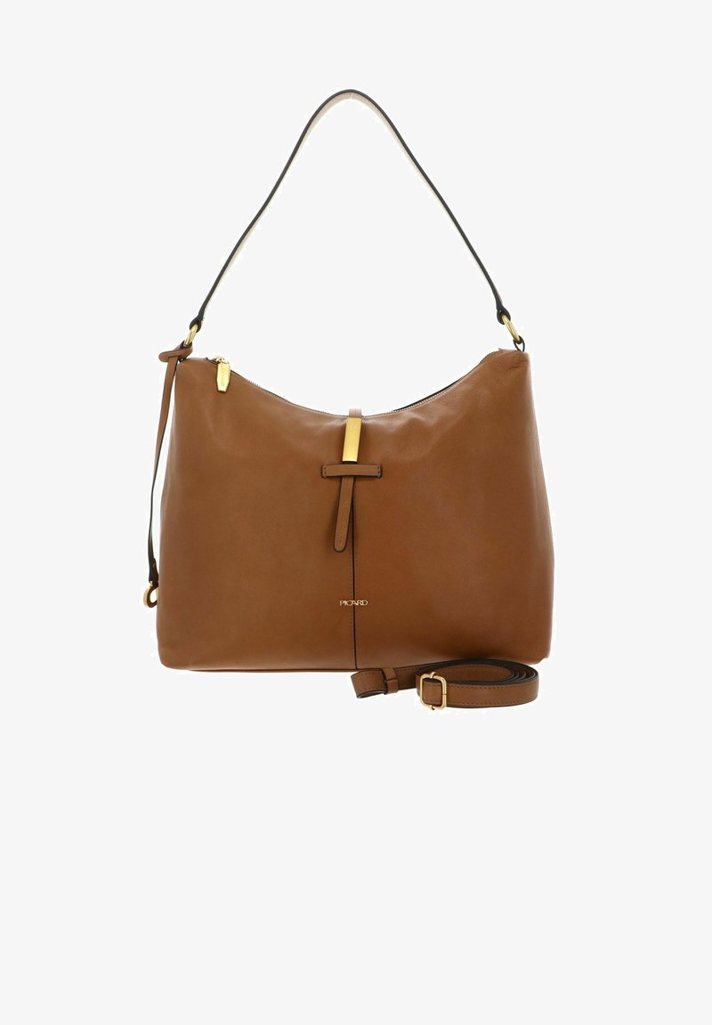 Sac à bandoulière en cuir marron avec une forme incurvée, des accents en métal doré, une fermeture éclair et une bandoulière réglable.