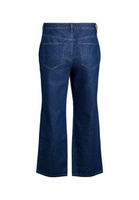 Temno jeans s širokimi nogavicami in srednjim pasom, ki vključujejo dve zadnji žep in gladko teksturo. Rob je ravno odrezan in neobdelan.