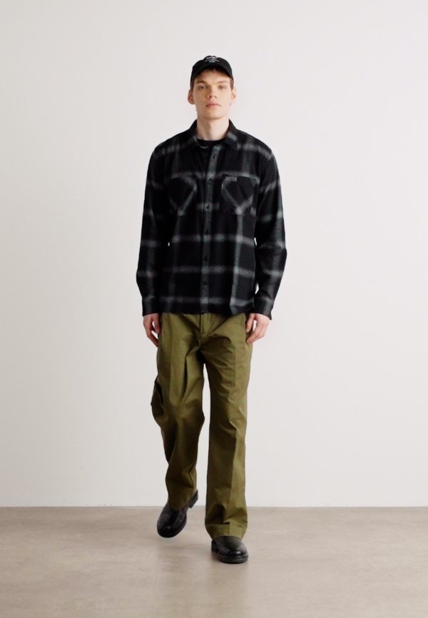 FENTON CHECKED OXFORD SHIRT - Shirt4