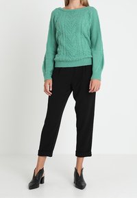 NAF NAF Sweter