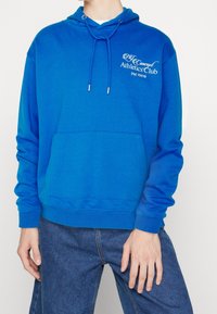 NY CONCEPT Jersey con capucha - blue