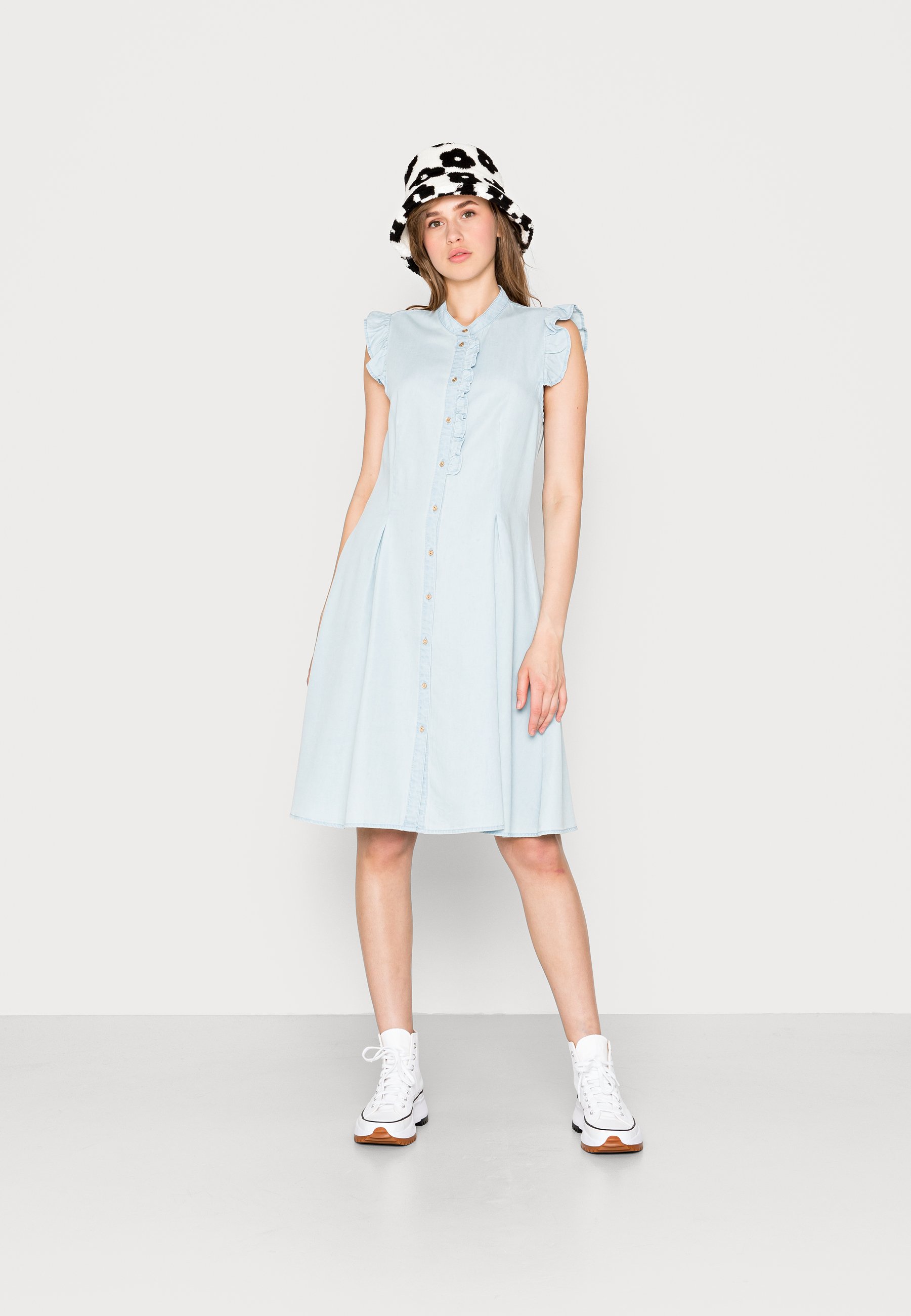 ONLY ONLBEA - Vestito di jeans - light blue denim/carta da zucchero -  Zalando.it