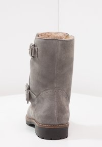 Pier One Botines camperos - grey
