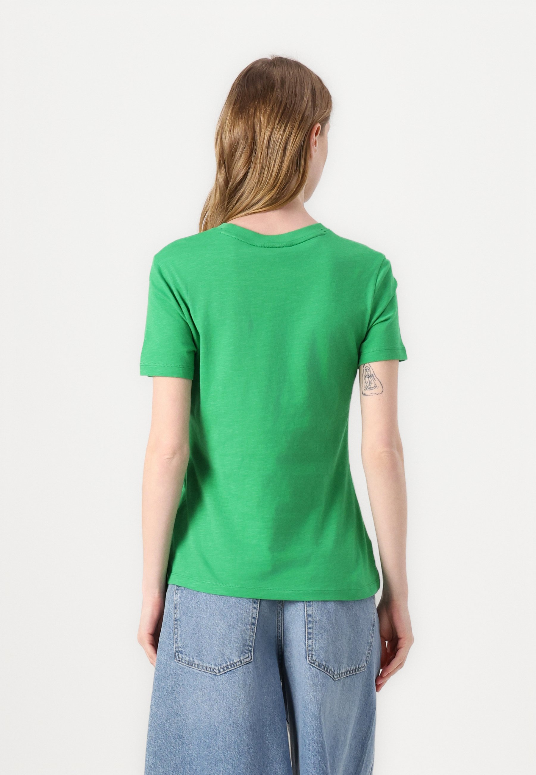 売れ筋商品|||トミー ヒルフィガー Tシャツ レディース トップス KNOT BOAT TEE - Basic T-shirt - radiant green Tommy Hilfiger KNOT BOAT TEE - Basic T-shirt - radiant green