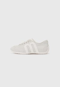 Unselected, white/grey