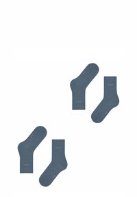 Blaue Baumwollsocken mit glatter Textur, ausgestattet mit gerippten Bündchen und verstärkten Fersen, mit dem Markennamen "ESPRIT" in hellblau.