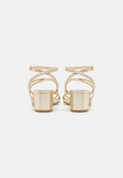 Stuart Weitzman WOVETTE ANKLE STRAP - Sandaler - light gold
