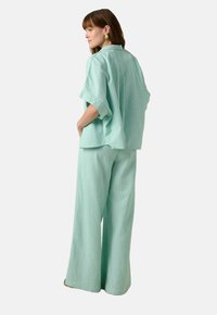 Sissy-Boy GESTREIFTE HIGH WAIST - Pantalon classique - grün