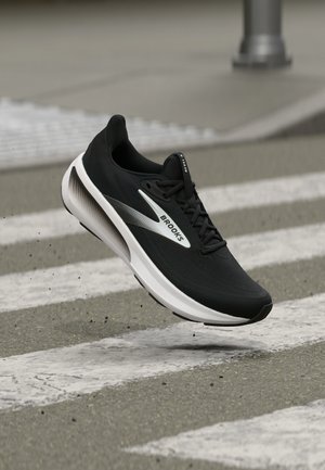 Brooks, REVEL 9 - Maanteejooksu jalatsid - black grey white
