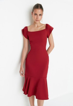 Shift dress - burgundy