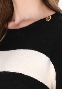 DreiMaster Maglione - black