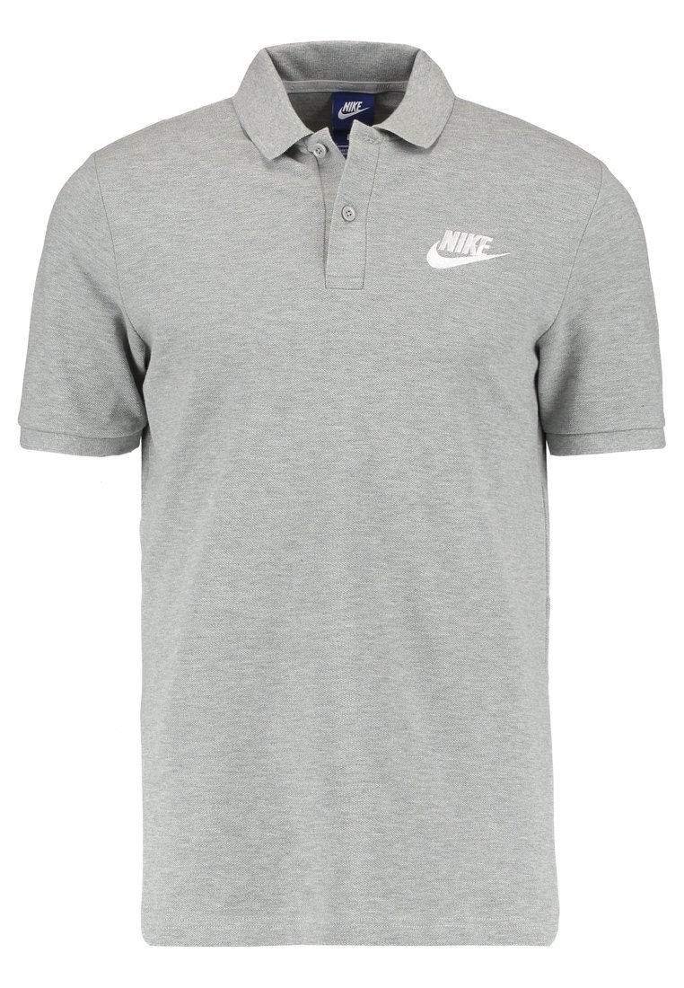 Grå polotröja i bomullsblandning, med klassisk krage, två knappar och en vit Nike-logotyp på vänster bröst.