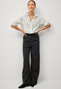 Ellos Collection MAH - Overhemdblouse - weiß grau gestreift