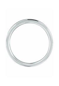 Silver metallisk cirkelring med en slät, reflekterande yta och en dubbelbanddesign, med en glansig finish och inga synliga mönster.