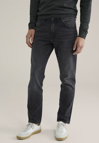 WE Fashion BLUE RIDGE - Straight leg jeans - black