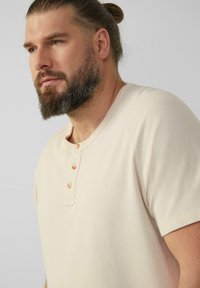 s.Oliver - T-shirt basic