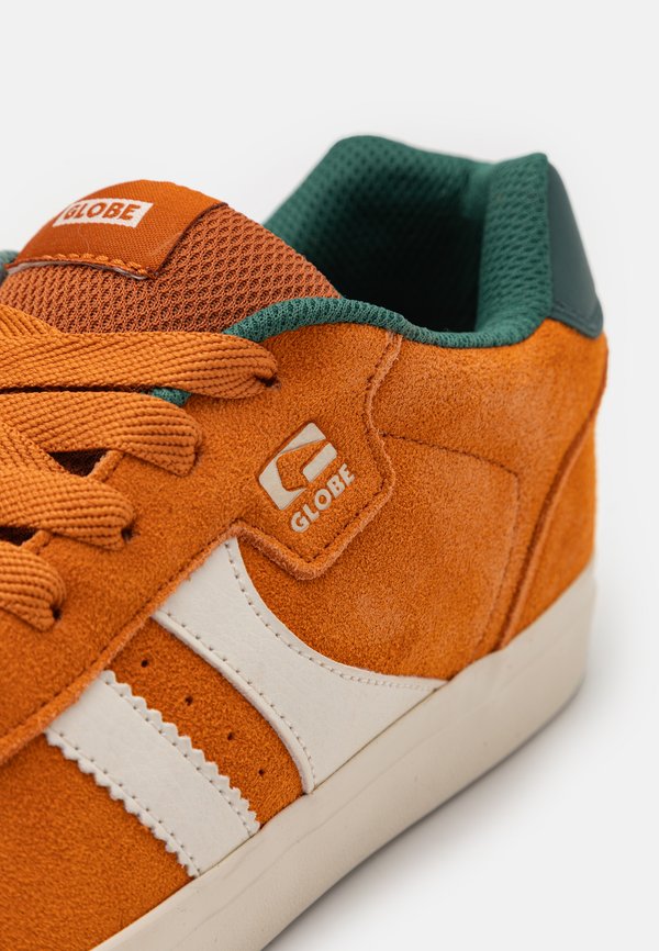 ENCORE 2 - Skate shoes - clay3