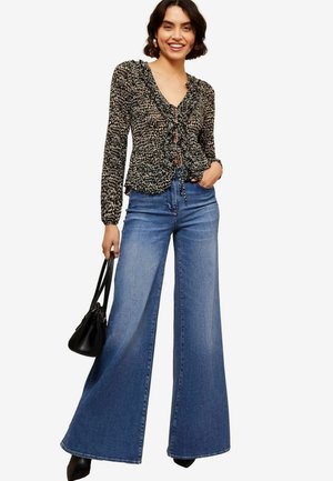 Blouse - brown