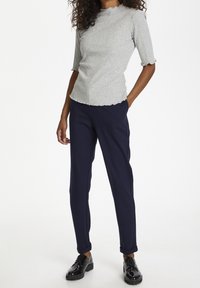 Karen by Simonsen T-shirt basic - mottled grey