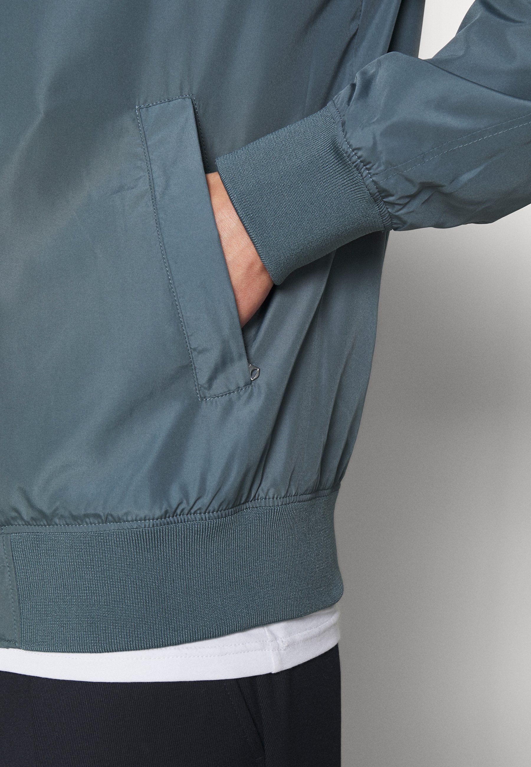 Uomo THOM GRAVITY - Giubbotto Bomber Uomo THOM GRAVITY - Giubbotto Bomber