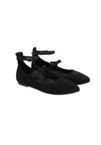Schwarze Wildlederballerinas mit einer länglichen spitzen Zehe. Mit zwei Knöchelriemen, die mit Schnallen gesichert sind. Flache Sohle und glatte Innenfläche.