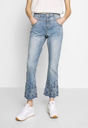 Flared-farkut - light blue