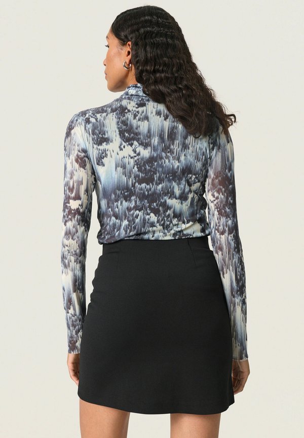 HARTLEY MOCKNECK - Blouse4