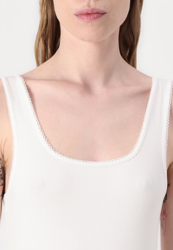 SLIM SQUARE TANK - Top - ecru3