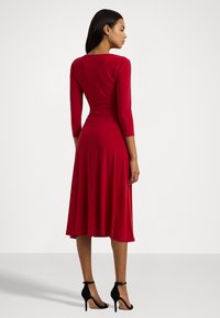 Lauren Ralph Lauren SURPLICE JERSEY DRESS - Φόρεμα από ζέρσεϊ - festive red