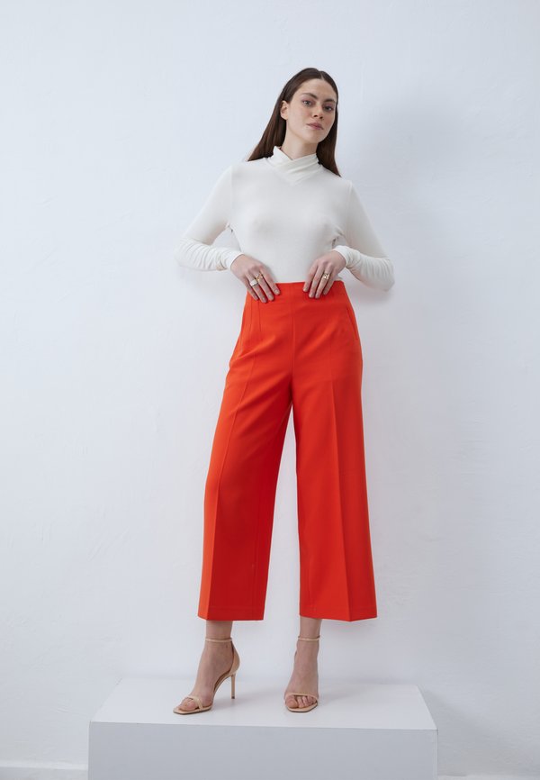 Trousers - orange2