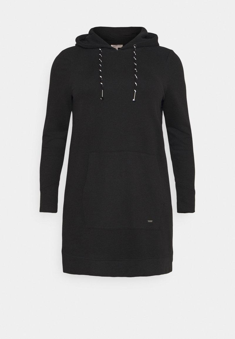 Robe sweat à capuche noire à manches longues avec poche kangourou à l'avant et cordons noirs et blancs, présentée sur un fond gris clair uni.