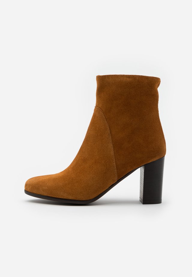 GEL - Nilkkurit - cognac