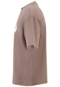 Fila Camiseta estampada - deep taupe