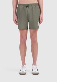 Olijfgroene zwembroek voor heren met een elastische tailleband en trekkoord, voorzien van een zijzak en een discrete logodetail.